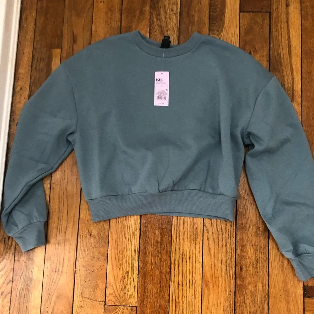 Wild Fable Cropped Crewneck Sweatshirt Ribbed Hem -XL - Picture 4 of 8